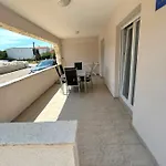 Adria Apartment Vir