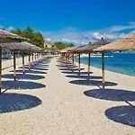 Διαμέρισμα Adria *