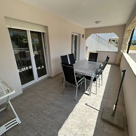 Adria Appartement *
